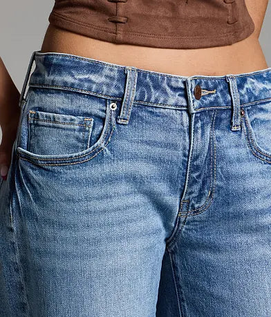 Taylor Low Slung Baggy Horseshoe Stretch Jean